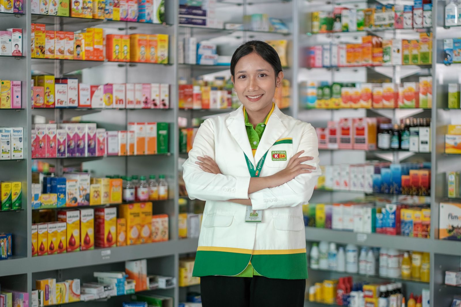 Mengapa Apotek Pagubugan Farma Jadi Pilihan Utama Warga Cilacap?